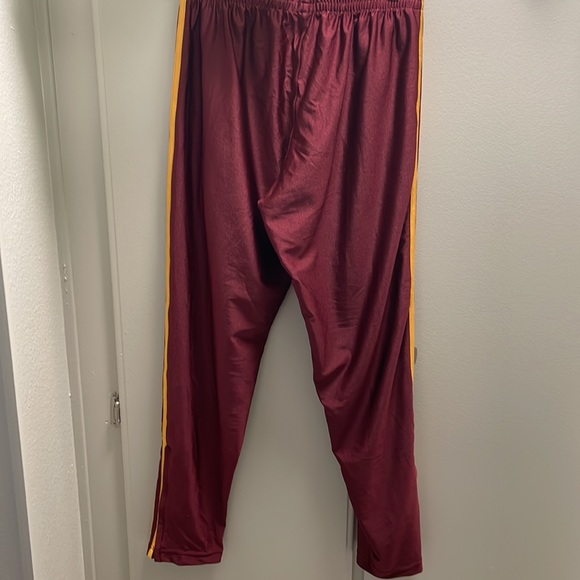Sex Education Tracksuit, Collectible TV Memorabilia, Matching Set, Size S - Picture 11 of 12